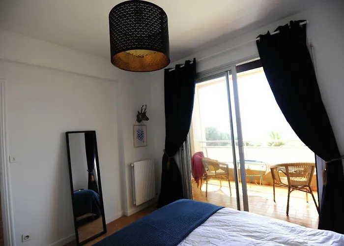 T2 Terrasse Vue - Route Des Sanguinaires * Ajaccio (Corsica)